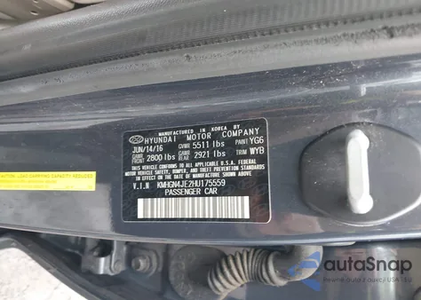 2017 Genesis G80 3.8 from USA, damaged, VIN KMHGN4JE2HU175559